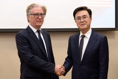 세일즈맨 변신 김태흠 지사, ‘충남에 투자’ 비즈니스 post image