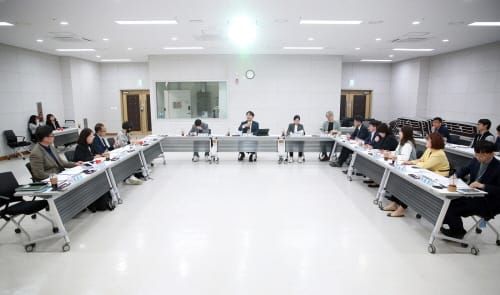 충남도의회, 과밀학교 개선 위한 연구 본격화 post image
