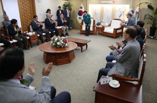스승의 날 맞아 교육삼락회와 소통 post image
