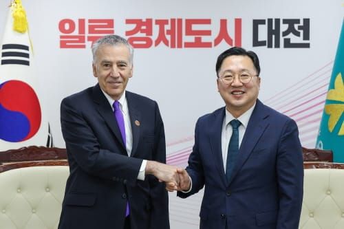 이장우 대전시장, 필립 골드버그 주한 미국 대사 접견 post image