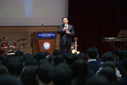 “삼성 입사가 아니라 삼성 만드는 꿈 꾸어야” post image