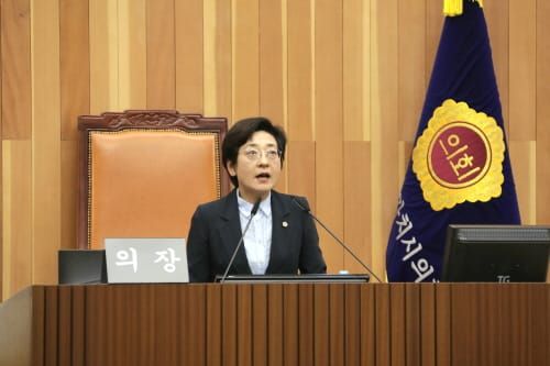 제4대 세종시의회 보궐선거, 신임 의장으로 이순열 의원 선출 post image