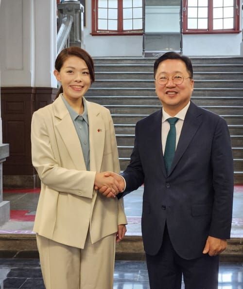 이장우 대전시장, 글로벌 반도체 기업 TSMC와 폭스콘 방문 post image