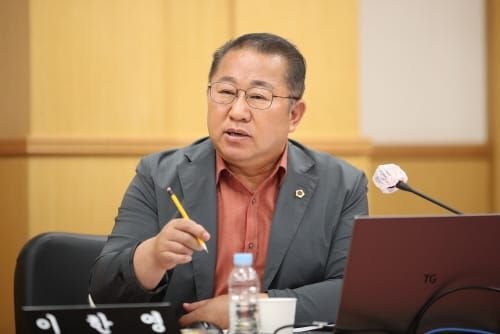 이한영 시의원, 학교 급식실 환경개선 방안 모색에 나서기로 post image