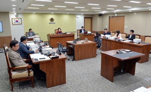 충남도의회 행문위 ‘충청남도체육회 자생력 강화 주문’ post image