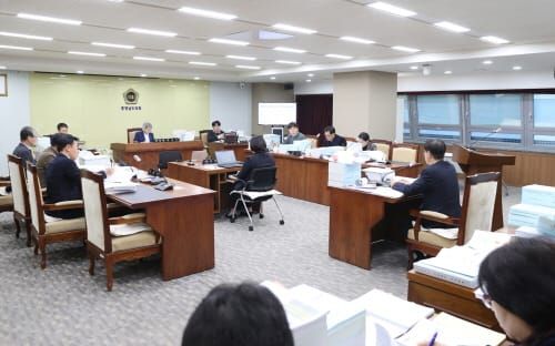 기획경제위원회, 2024년 본예산 80억 5790만원 삭감 post image