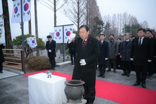 최민호 시장 “갑진년 미래전략수도 조성 총력” post image