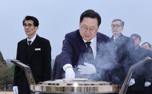 이장우 시장, 보훈공원·대전현충원 참배로 새해 일정 시작 post image