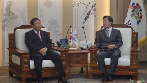 최민호 시장, 세종시-충남도 상생의 길 찾는다 post image