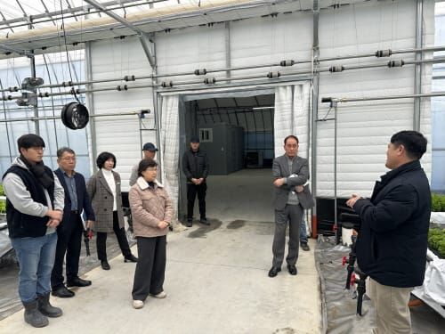 홍은아 부군수, 귀농·청년 농업인 농가 방문 격려 post image