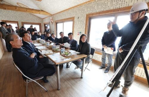 충남도의회 기경위, 연무안심시장 공설장옥 신축현장 방문 post image