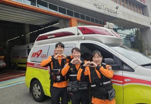 구급대원 도움으로 구급차 안에서 새 생명 탄생 post image