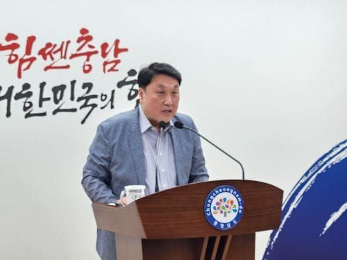 4840억 투입 ‘무기발광 DP’ 예타 넘었다 post image