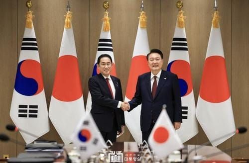 尹 대통령, 한일중 정상회의 계기 한일 정상회담 post image