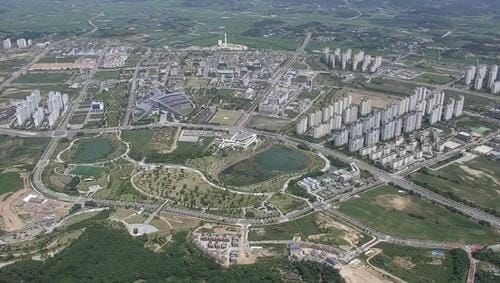 ‘혁신도시 완성’ 꿈 키우는 힘쎈충남 post image
