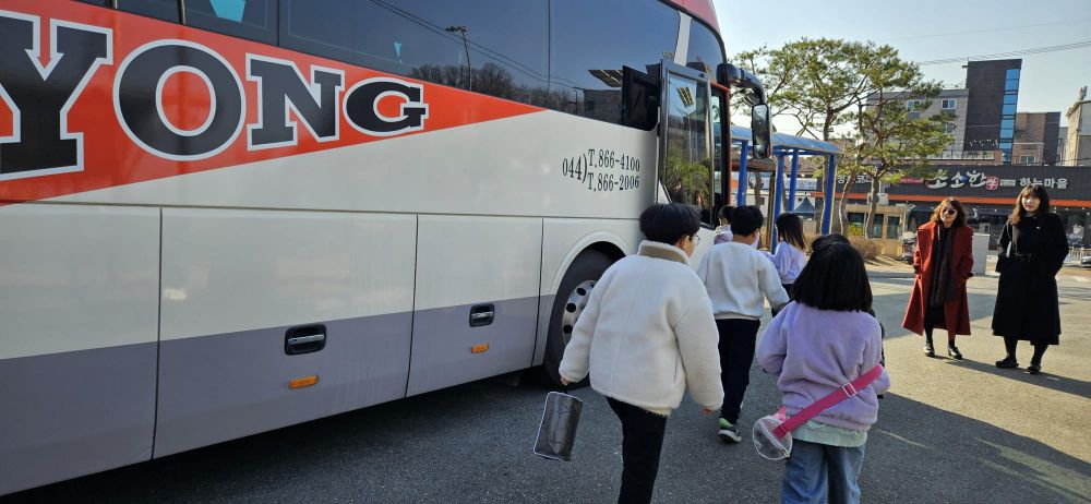 세종시교육청학교지원본부, 초등생존수영 실기교육 지원 나서 post image