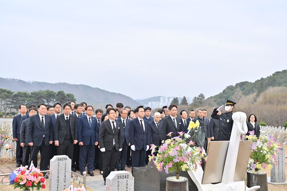 김태흠 지사 “서해 지켜낸 영웅들 잊지 않을 것” post image