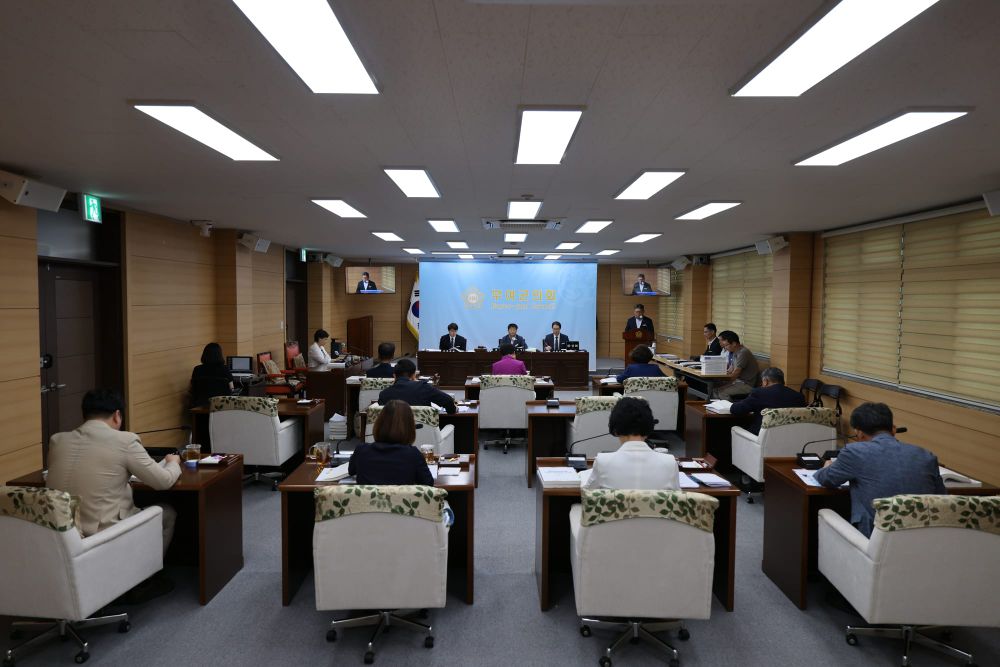 부여군의회, 2025년 행정사무감사 마무리 post image