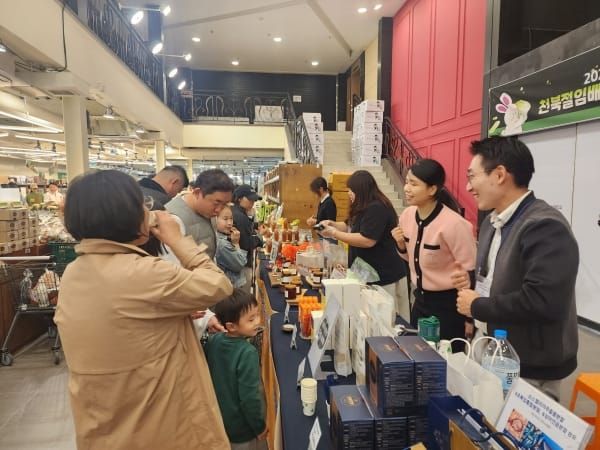 충남 우수 가공상품, 파머스마켓에서 소비자와 만난다 post image