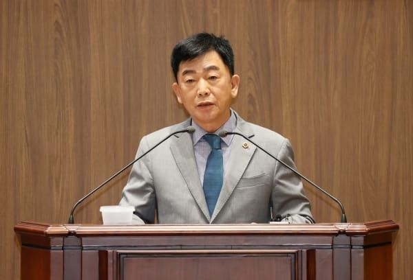 김석곤 의원, 금산 지역경제 활성화 위한 야간관광사업 제안 post image