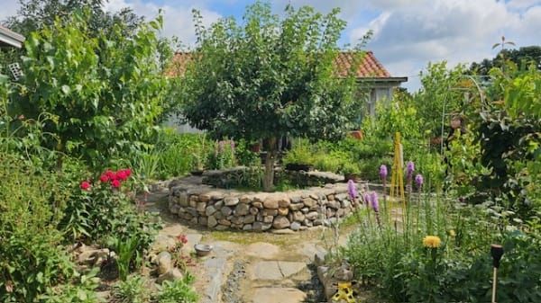 부여, 2025년 우수정원 콘테스트 ‘부여 정원백서’ 최종 선정결과 발표 post image