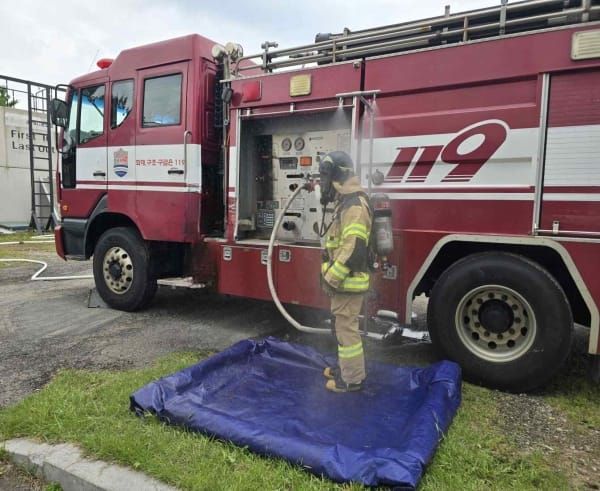 유해물질 없애고 체온 낮추는 다기능 소방장비 개발 post image