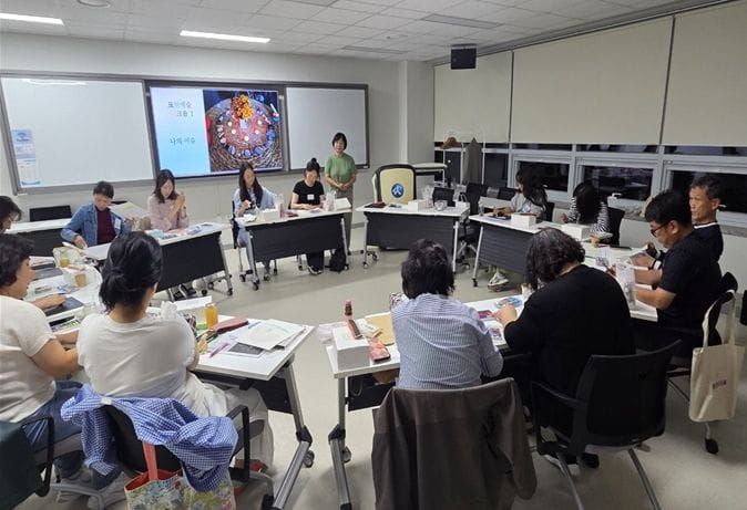 세종시교육청교육원, ‘2025 교사의 자기돌봄을 위한 표현예술 체험 직무연수’ post image