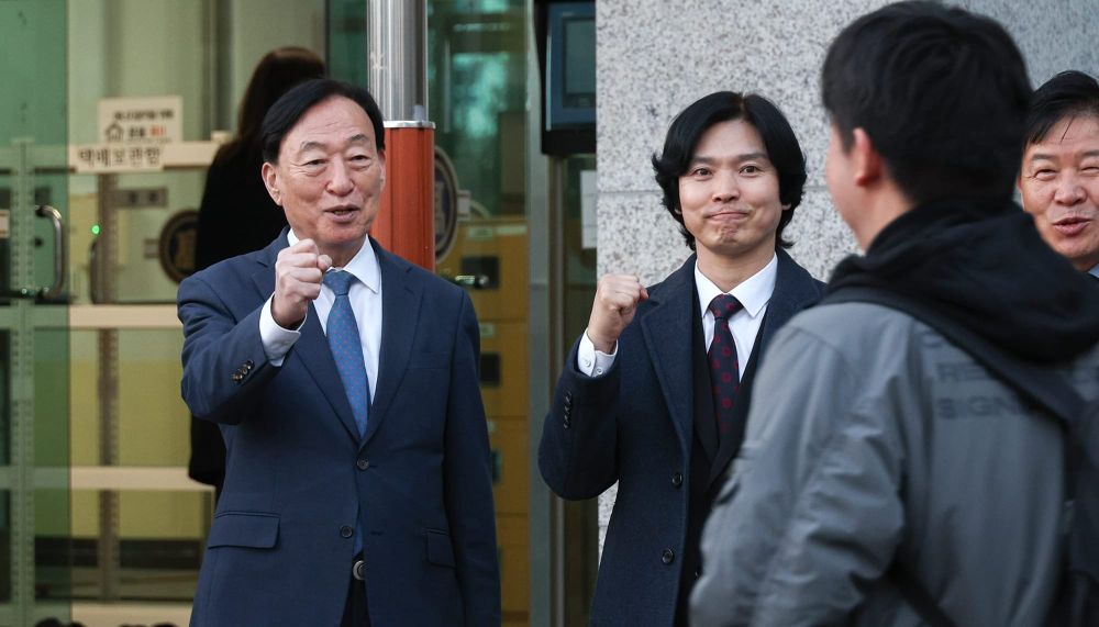 "파이팅!" 설동호 교육감, 수능 수험생에게 응원의 주먹 post image