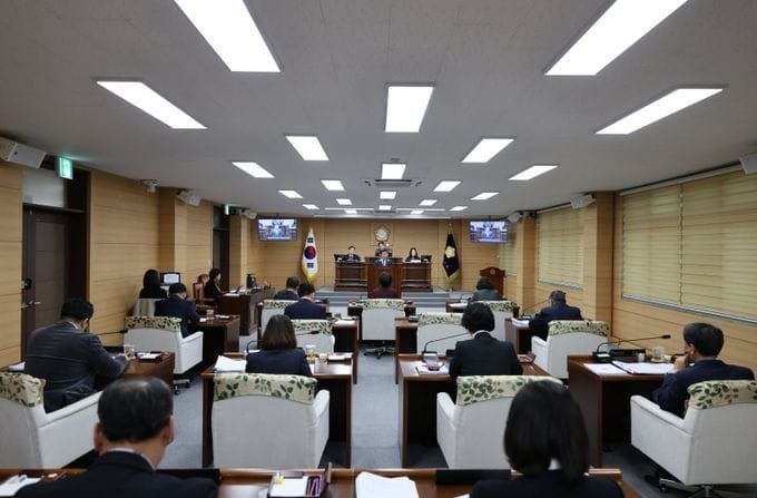 부여군의회, 제297회 정례회 제2차 본회의 개의 post image