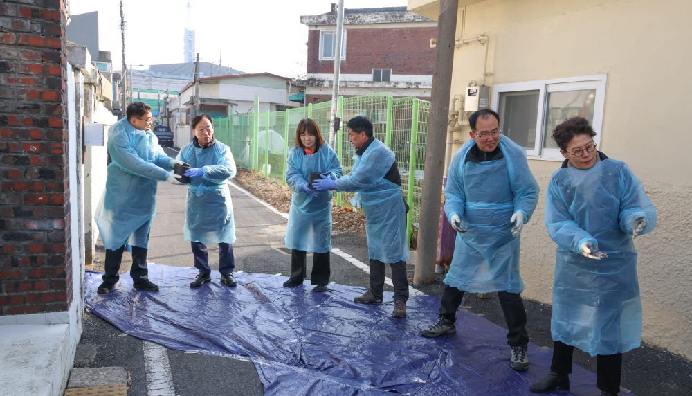 대전시교육청 공무원 노사, 연탄 나눔으로 따뜻한 동행 실천 post image