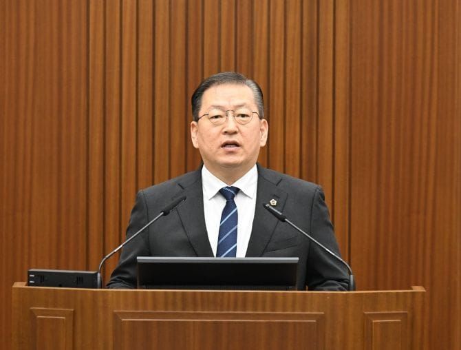 세종시의회 유인호 의원, “인사청문회는 이벤트가 아닙니다” post image