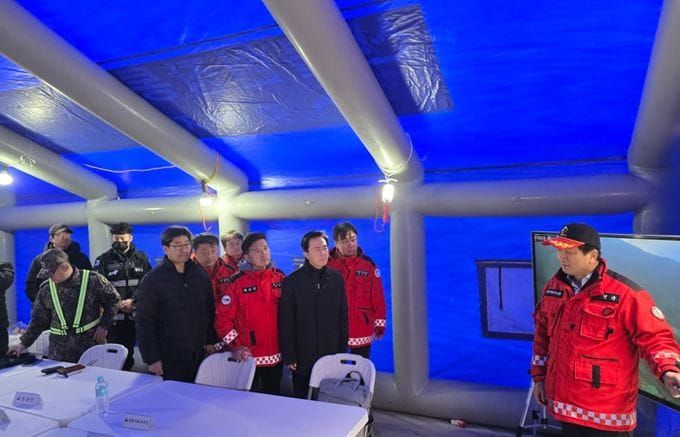 김태흠 충남도지사, 예산 산불 진화 상황 점검 post image