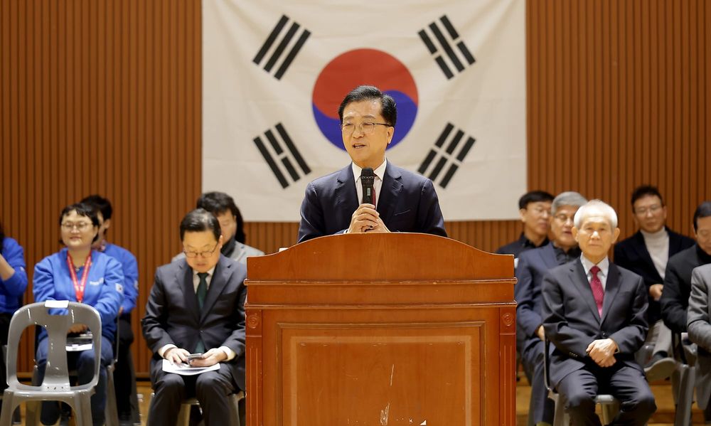 대전시의회 조원휘 의장 “0.01초의 승부” post image