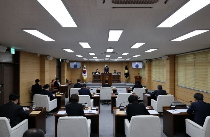 부여군의회, 제300회 임시회 개회 post image