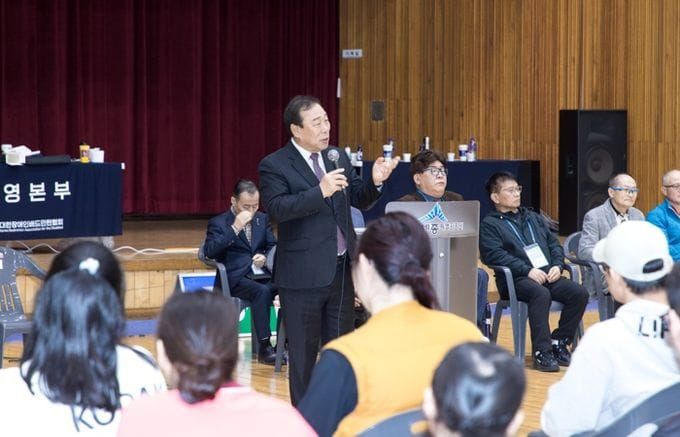 세종서 전국 장애인 배드민턴 선수들 기량 펼쳐 post image