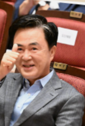 김태흠 지사 ‘행정통합 끝장토론’ 제안 post image