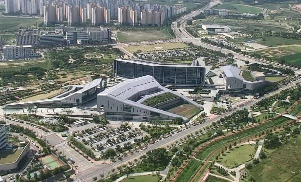충남도, 녹색건축 정책으로 ‘건물부문 탄소중립’ 실현한다 post image