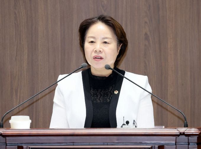 충남도의회 최연숙 의원 “충남 역사·순례·생태자원, 하나의 길로 잇자” post image