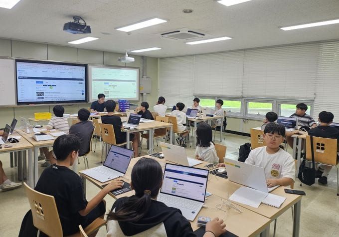 대전교육정보원, 미래를 코딩하는 특별한 여름 post image