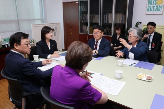 강미애 세종교육감, 국회 교육위원회 만나 지방교육재정교부금 개편 반대 목소리 post image