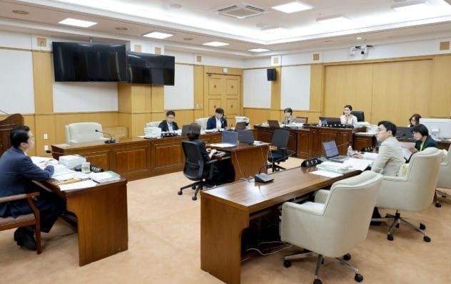 대전시의회 행정자치위원회, 제299회 제1차 정례회 제5차 회의 개회 post image