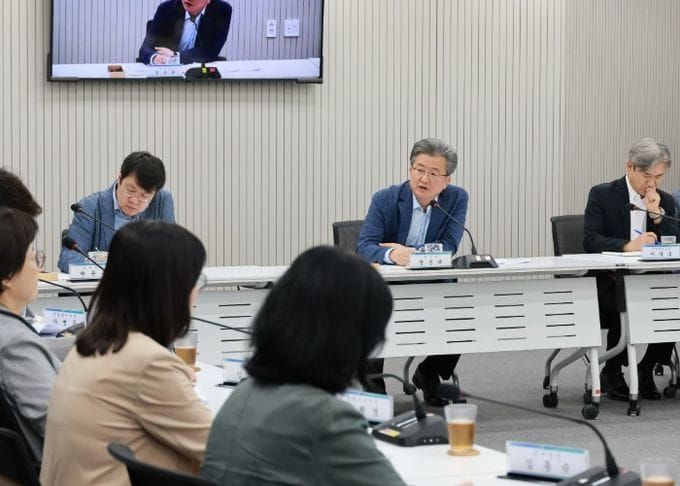 정용래 유성구청장 “AI 적극 활용 행정혁신·속도 높여야” post image