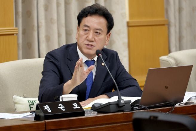 대전시의회 정근모 의원, “관행적 행정, 관성적 예산편성 탈피해야...대전교육 새로운 도약 가능” post image