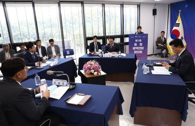 ‘발전통합본사 충남 유치’ 560만 뭉쳤다 post image