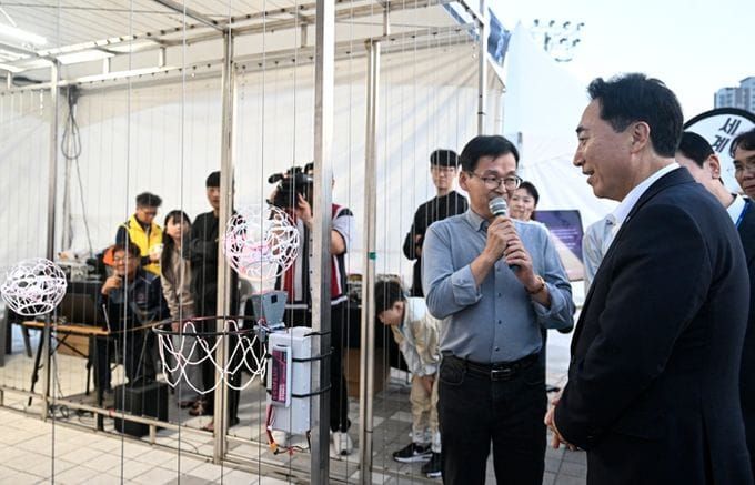 충남 드론 페스타에 2만 명…흥행도 날았다 post image