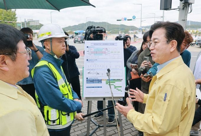 대전시 대덕대교 교량개축공사 첫 날 “교통혼잡, 시민불편 최소화 노력해야” post image