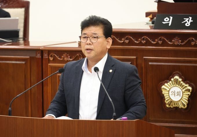 황우일 유성구의원, LH 임대주택 유휴공간 노인여가복지시설 활용 확대 촉구 post image