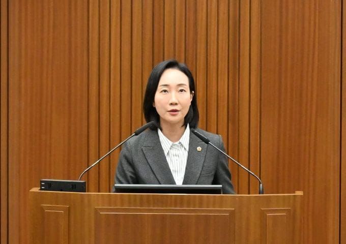 세종시의회 김효숙 의원, “방치된 나성동 미디어큐브, 세종시 문화·상권의 핵심으로 깨워야” post image