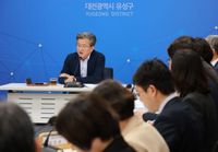 정용래 유성구청장 “인구감소 대응 정책 패러다임 전환을” post image