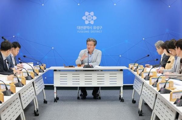 정용래 유성구청장, “변화에 맞춘 효율적 예산 편성 필요” post image